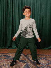 Load image into Gallery viewer, Tea Collection Husky Howl Graphic Tee - Heather Grey