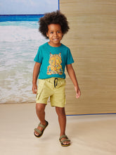 Load image into Gallery viewer, Tea Collection Lizard Graphic Tee- Caribbean