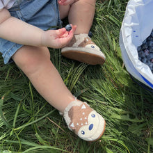 Load image into Gallery viewer, Robeez Soft Soles - Brave Fox