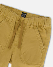 Load image into Gallery viewer, Deux Par Deux Stretch Twill Jogger - Beige Gold