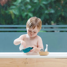Load image into Gallery viewer, Plan Toys Sailing Boat Seal
