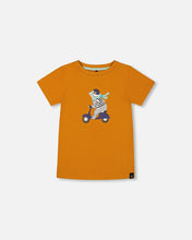 Load image into Gallery viewer, Deux Par Deux Graphic Tee - Orange &amp; Blue Scooter
