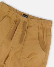 Load image into Gallery viewer, Deux Par Deux Stretch Twill Joggers - Tan
