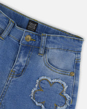 Load image into Gallery viewer, Deux Par Deux Wide Leg Jeans - Light Blue Denim
