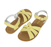 Load image into Gallery viewer, Saltwater Sandals Original - Butter
