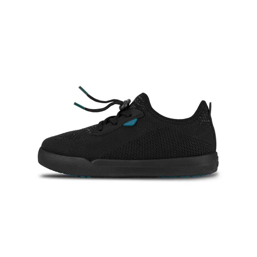 Vessi Weekend Sneaker - Asphalt Black/Black