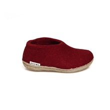 Load image into Gallery viewer, Glerups Shoe- Red
